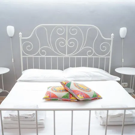 Vibes Bed & Breakfast