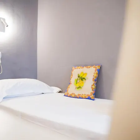 Bed & Breakfast Vibes Catánia