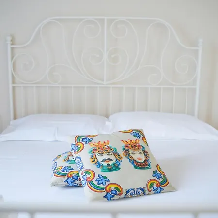 Bed & Breakfast Vibes